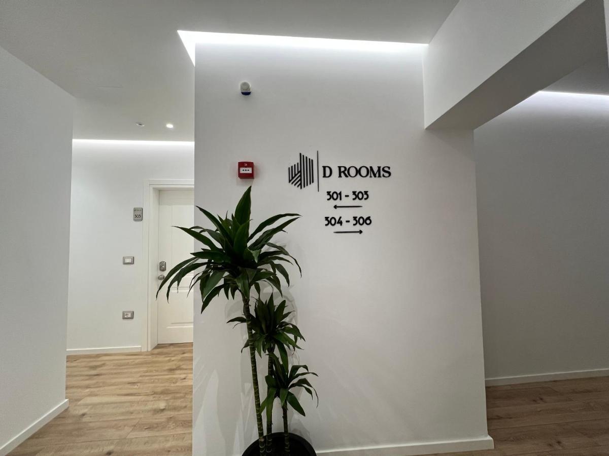 Enzo Rooms & Apartment Blloku Тирана Экстерьер фото
