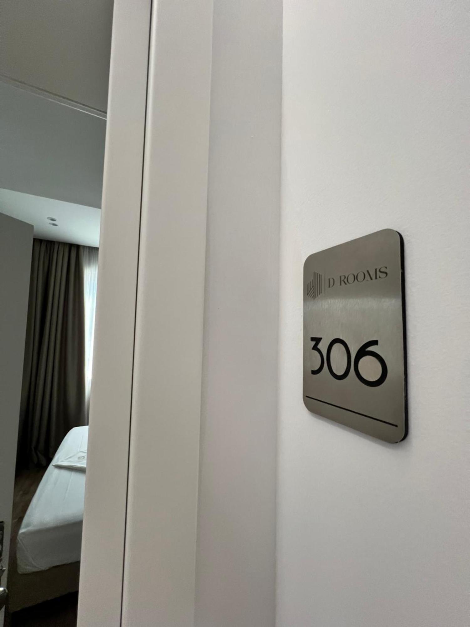 Enzo Rooms & Apartment Blloku Тирана Экстерьер фото
