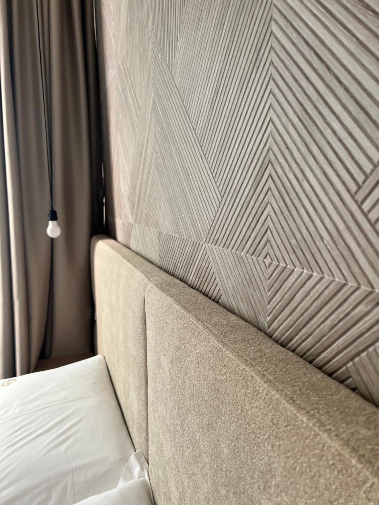 Enzo Rooms & Apartment Blloku Тирана Экстерьер фото